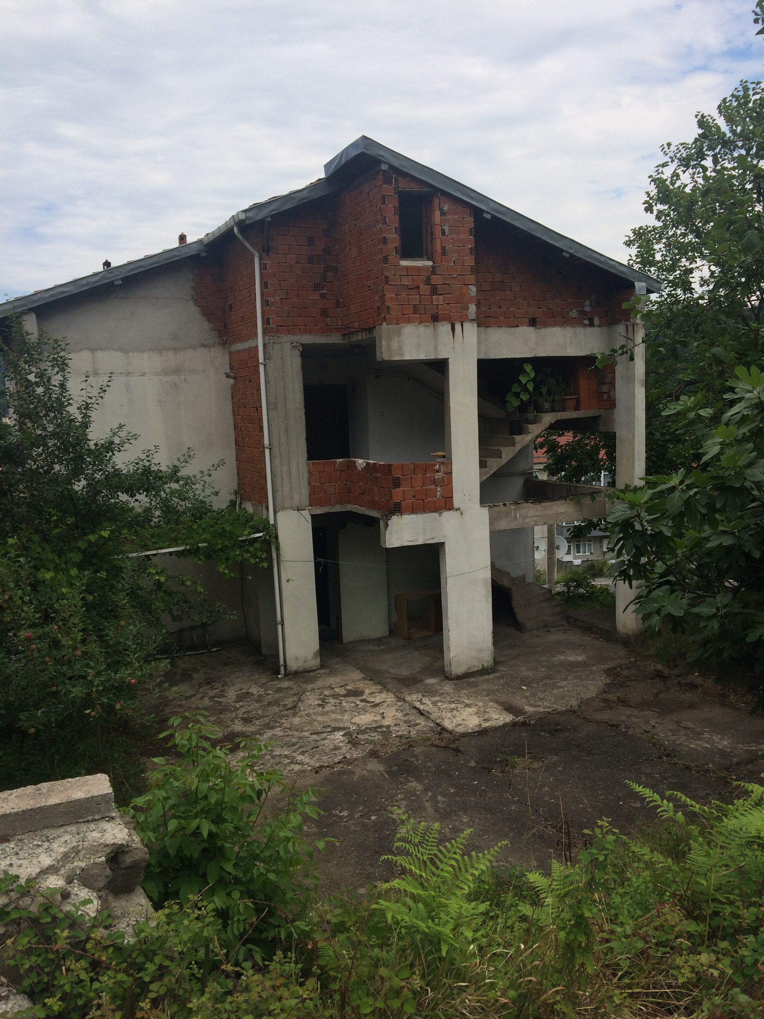 Kdz.ereğli uzun mehmet mah.satilik arsa bina